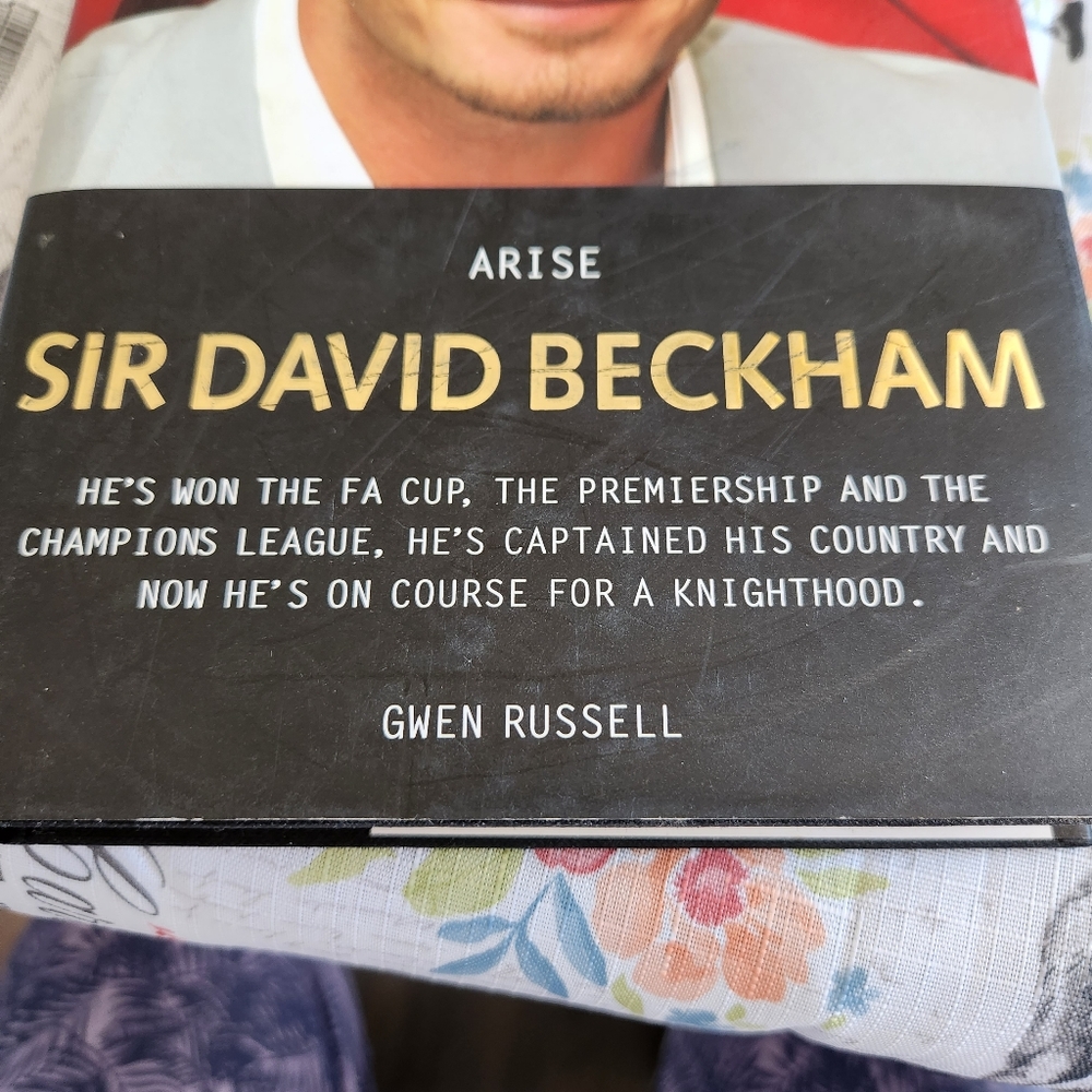 Arise Sir David Beckham by Gwen Russell Hard Cover Book with Dust Jacket - Picture 3 of 8